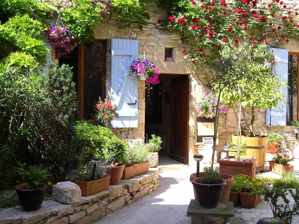 L'Ancienne Auberge Puycelci Exterior foto